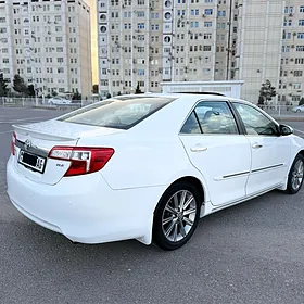 Toyota Camry 2012