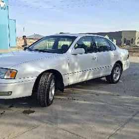 Toyota Avalon 1999