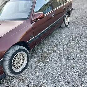 Opel Omega 1990