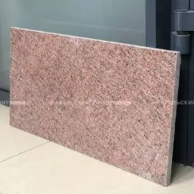 натуральный розовы гранита