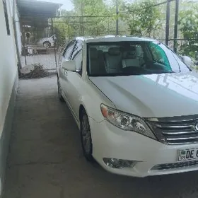 Toyota Avalon 2011