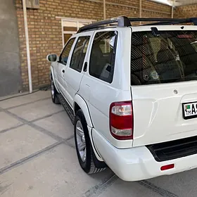 Nissan Pathfinder 2004