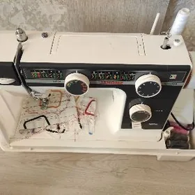 Швейная машинка