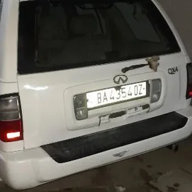 Infiniti QX4 2001
