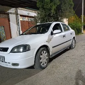 Opel Astra 2000