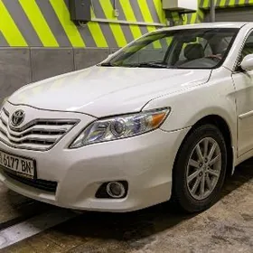 Toyota Camry 2010