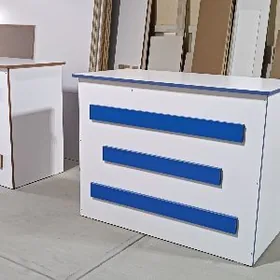 Kassa stol witrina polka mebel