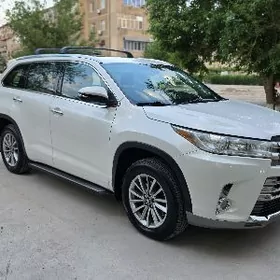Toyota Highlander 2017