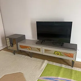Telvizor +podstavka