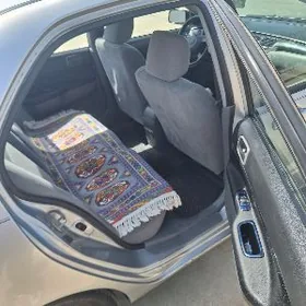 Mitsubishi Lanser 2004