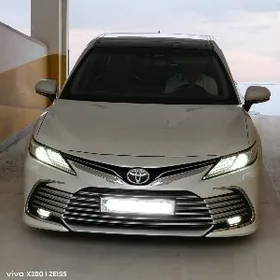 Toyota Camry 2023