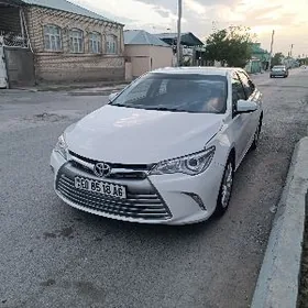 Toyota Camry 2016