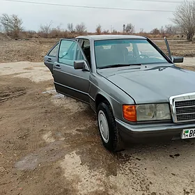 Mercedes-Benz 190E 1984