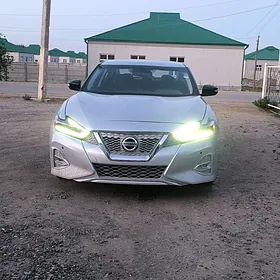 Nissan Maxima 2021