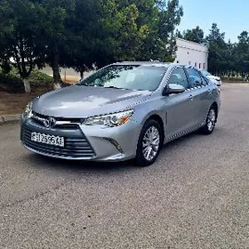 Toyota Camry 2015