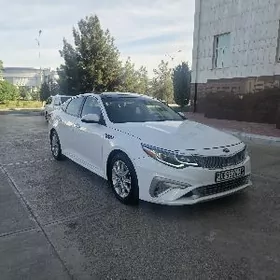 Kia Optima 2019