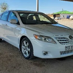 Toyota Camry 2010