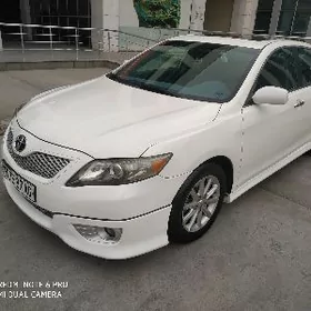 Toyota Camry 2011