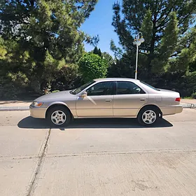 Toyota Camry 2000