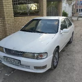 Nissan Sunny 1999
