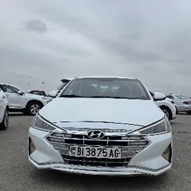 Hyundai Elantra 2019