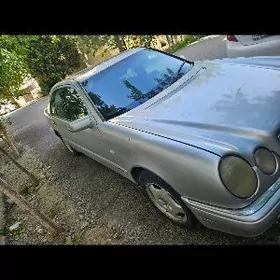 Mercedes-Benz E-Class 1996