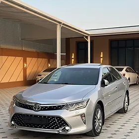 Toyota Camry 2017