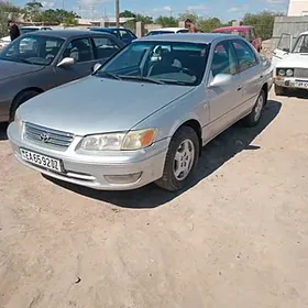 Toyota Camry 2001