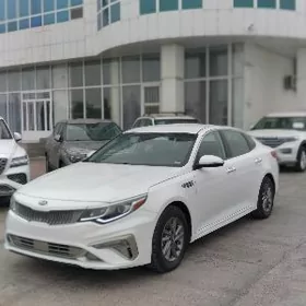 Kia Optima 2020