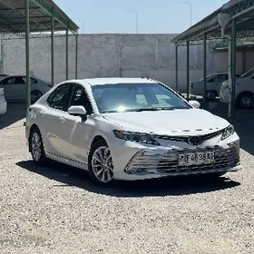 Toyota Camry 2023