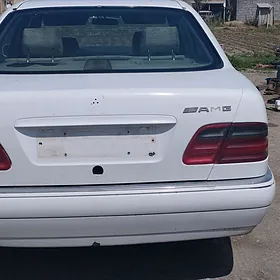 Mercedes-Benz 230E 1996