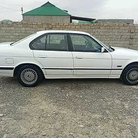 BMW 525 1990