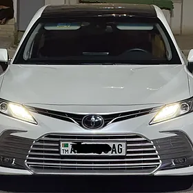 Toyota Camry 2023
