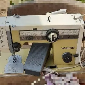 Швейная машинка