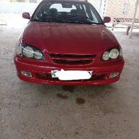 Toyota Avensis 2002