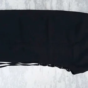 Юбка с вырезом