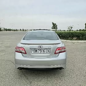 Toyota Camry 2011