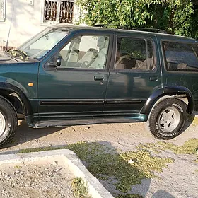 Ford Explorer 1995