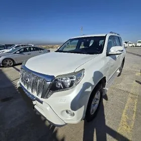 Toyota Land Cruiser Prado 2014