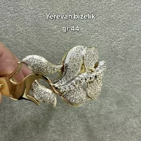 Yerevan bizelik we gyzyl lotka