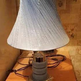 Светильник(настольная лампа)