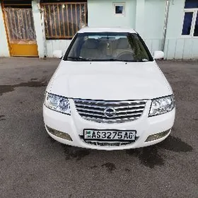 Nissan Sunny 2010