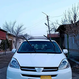 Toyota Sienna 2005