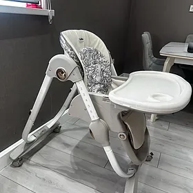 Детский стульчик для кормления