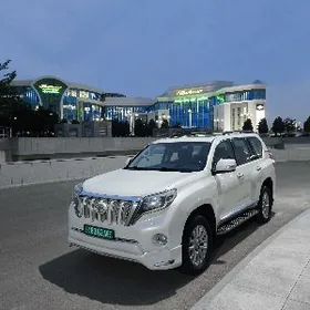Toyota Land Cruiser Prado 2014