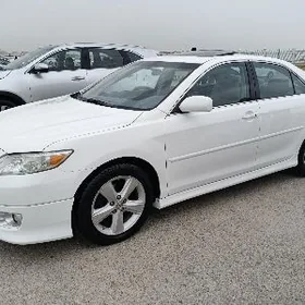 Toyota Camry 2011