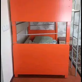 Двухэтажный кровать