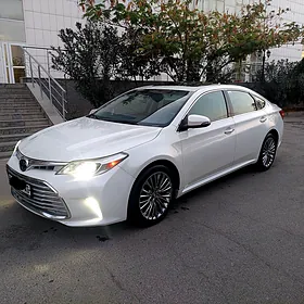 Toyota Avalon 2018