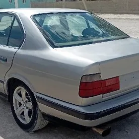 BMW E34 1990