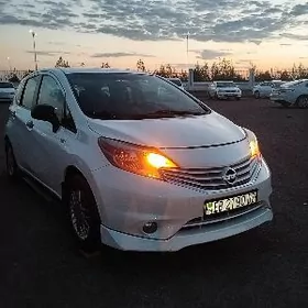 Nissan Versa 2013